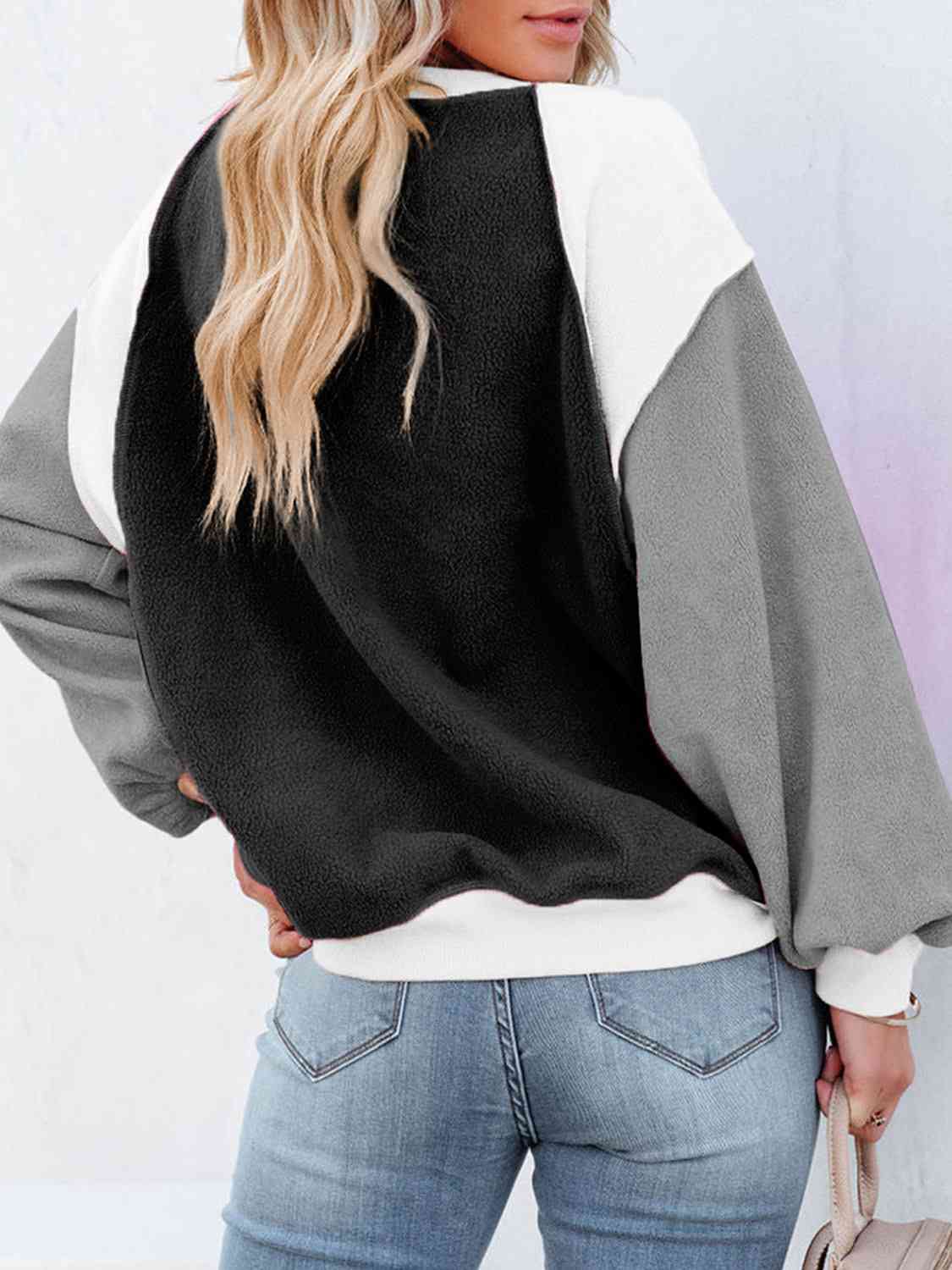 Color Block Exposed Seam Sweatshirt